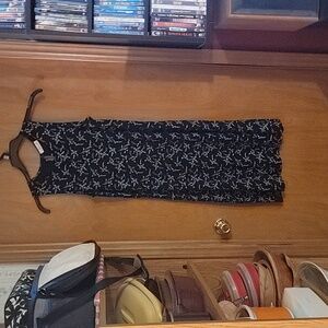 Jessica stretchy black floral dress